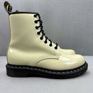 Dr. Martens 1460 Womens Size 7 Combat Boots Pastel Yellow Patent Leather 27216